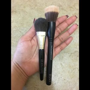 Rodial and Laura Mercier Brush Bundle